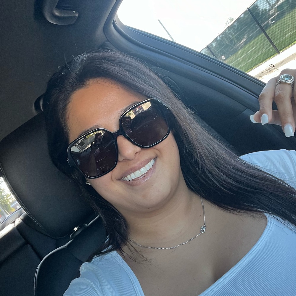 Meet your Posher, Krystal